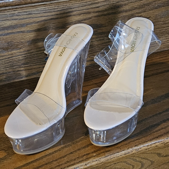 Fashion Nova See What I Want Clear Heel Nude Wedges - Picture 15 of 16